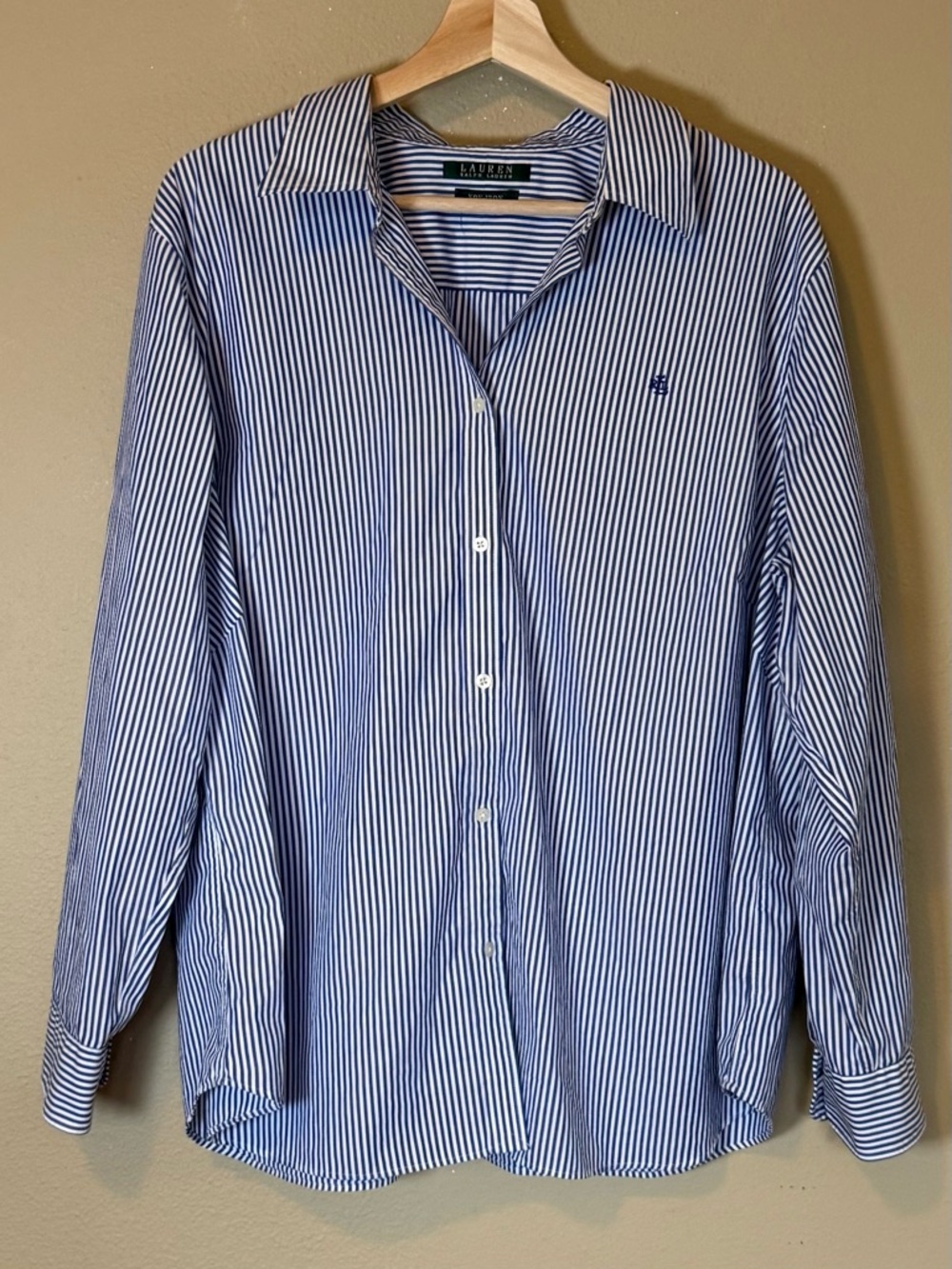 Ralph Lauren Blue & White Striped Button-Down Shirt - Picture 2 of 7